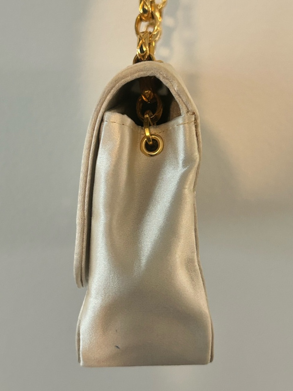 CHANEL Vintage Mini Diana Satin Flap Bag - Picture 8 of 15